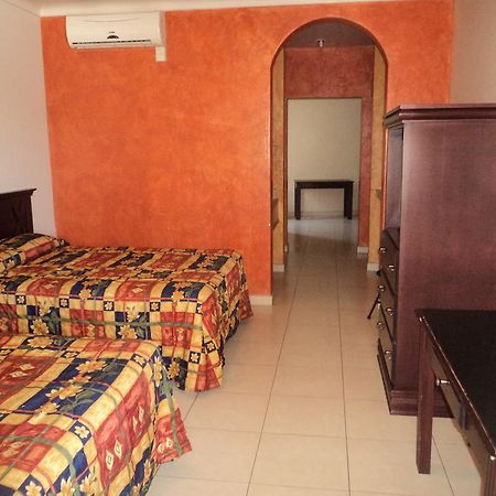 Hotel California Navojoa Eksteriør bilde
